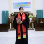 16 Katekumen dan Seorang Anak Dibaptis, Pdt. Marlin Tekankan Hidup dalam Kasih Karunia Allah
